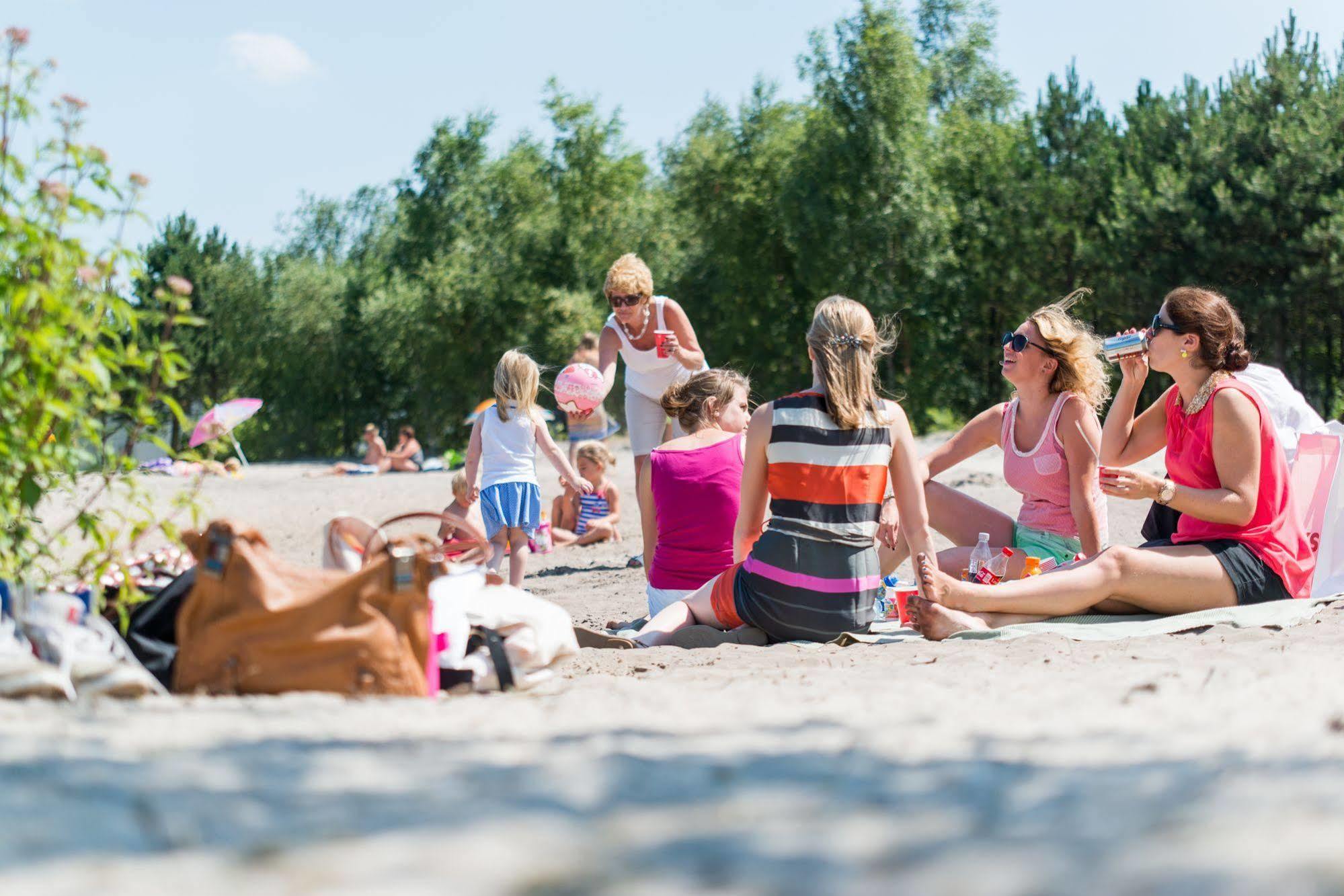 Sunparks Kempense Meren Mol Buitenkant foto